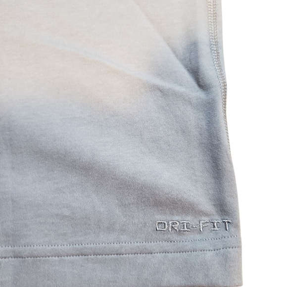 Nike Dri Fit Grey Tank Smal NWT - Picture 2 of 5
